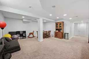 275 Spruce Hill Dr, Columbus, OH 43230 - Photo 34