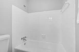 909 Hillery Rd, Columbus, OH 43229 - Photo 26
