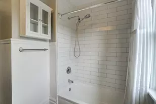 19 E Deshler Ave, Columbus, OH 43206 - Photo 8