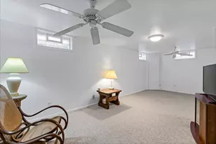 2168 Shrewsbury Rd, Columbus, OH 43221 - Photo 24