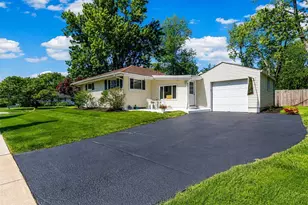 2168 Shrewsbury Rd, Columbus, OH 43221 - Photo 2