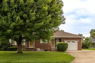 1320 Beacon St, Lancaster, OH 43130 - Photo 2