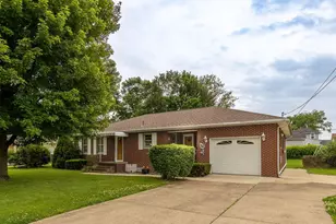 1320 Beacon St, Lancaster, OH 43130 - Photo 1