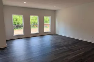 1561 Boes Ct, Columbus, OH 43228 - Photo 2