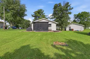 1155 W Choctaw Dr, London, OH 43140 - Photo 8
