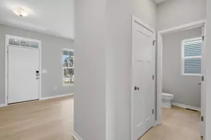 1134 Jeffrey Ln, Grove City, OH 43123 - Photo 8