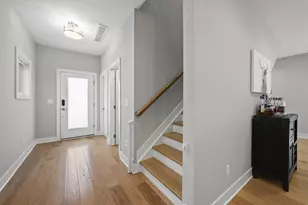 291 E Greenwood Ave, Columbus, OH 43201 - Photo 4