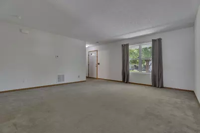 5724 Galveston Drive, Columbus, OH 43228 - Photo 4