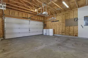 5724 Galveston Dr, Columbus, OH 43228 - Photo 26
