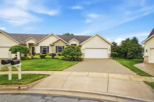 132 Braddington Ct, Delaware, OH 43015 - Photo 2