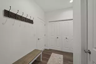 512 Greenacre Cir, Howard, OH 43028 - Photo 16