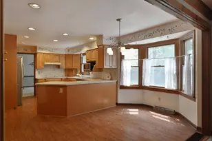1033 Firth Ave, Columbus, OH 43085 - Photo 12