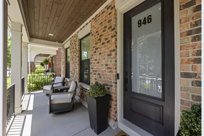946 Hudson Crossing, Columbus, OH 43212 - Photo 4