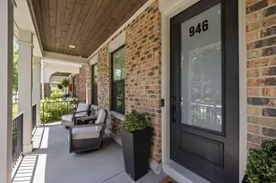 946 Hudson Xing, Columbus, OH 43212 - Photo 4