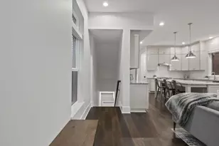 946 Hudson Xing, Columbus, OH 43212 - Photo 32