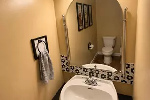 306 Schall Pl, Commercial Point, OH 43116 - Photo 8