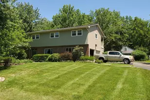 830 Harvest Ln Ct, Columbus, OH 43213 - Photo 1