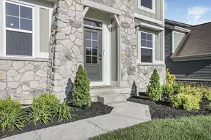 6076 Honey Farm Wy, Grove City, OH 43123 - Photo 8