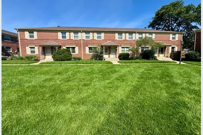 1870 Northwest Boulevard #8B, Columbus, OH 43212 - Photo 1