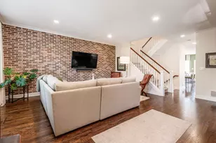 1098 Oregon Ave, Columbus, OH 43201 - Photo 6