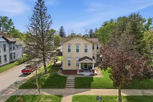 155 N Main St, London, OH 43140 - Photo 1