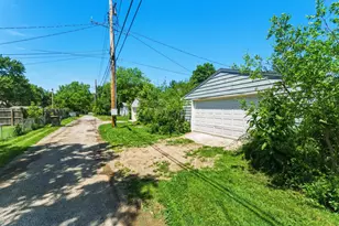 1197 Manchester Ave, Columbus, OH 43211 - Photo 30