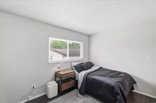 322 Old Meadows Ct, Canal Winchester, OH 43110 - Photo 14
