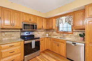 1767 Larkwood Pl, Columbus, OH 43229 - Photo 20
