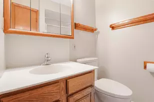 1767 Larkwood Pl, Columbus, OH 43229 - Photo 40