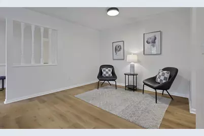 2160 Coach Road N #9, Columbus, OH 43220 - Photo 12