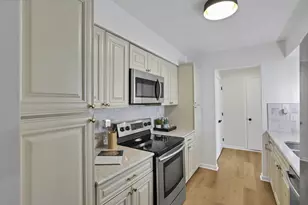 2160 Coach Rd N, Columbus, OH 43220 - Photo 16