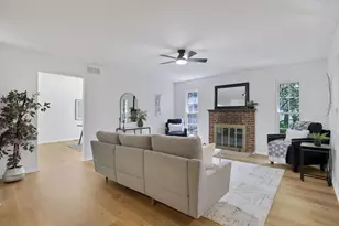 2160 Coach Rd N, Columbus, OH 43220 - Photo 2