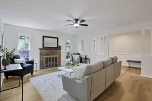 2160 Coach Rd N, Columbus, OH 43220 - Photo 10