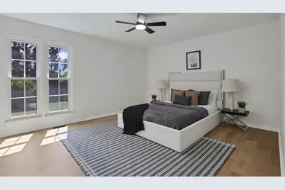 2160 Coach Road N #9, Columbus, OH 43220 - Photo 4