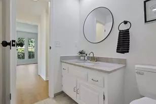 2160 Coach Rd N, Columbus, OH 43220 - Photo 30