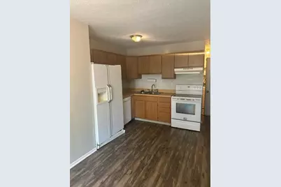 3953 Deer Lake Way, Columbus, OH 43204 - Photo 4