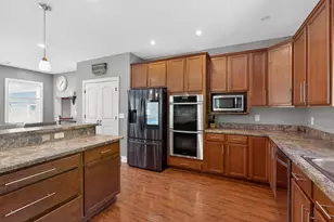 3951 Clotts Rd, Columbus, OH 43230 - Photo 6