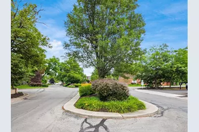 2840 Chateau Circle S #28, Columbus, OH 43221 - Photo 44