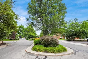 2840 Chateau Cir S, Columbus, OH 43221 - Photo 44