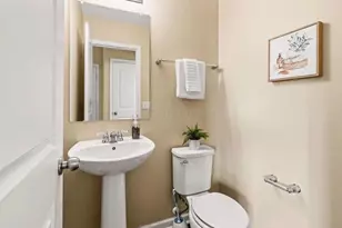 5648 Long Branch Pl, Columbus, OH 43228 - Photo 16