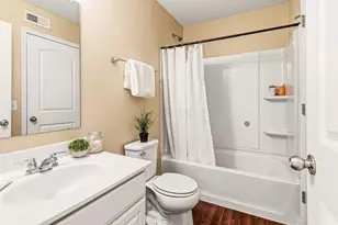 5648 Long Branch Pl, Columbus, OH 43228 - Photo 18
