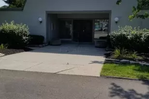 1088 S Merrimar Circle S, Columbus, OH 43220 - Photo 26