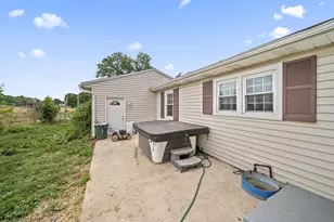 8436 Martinsburg Rd, Mount Vernon, OH 43050 - Photo 36