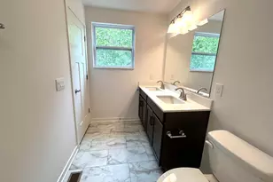 5978 Abernathy Ln, Columbus, OH 43232 - Photo 10