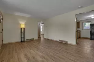 532 S Diamond St, Mansfield, OH 44902 - Photo 8