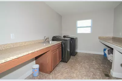 400 Westview Terrace, Lithopolis, OH 43136 - Photo 48