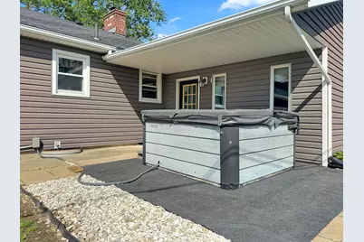 1552 Grimes Circle, Urbana, OH 43078 - Photo 8