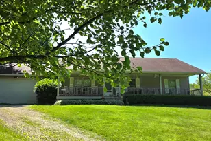 1183 Aspen Rd, Frazeysburg, OH 43822 - Photo 4