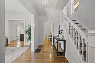 1563 Clifton Ave, Columbus, OH 43203 - Photo 12