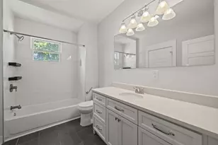 1563 Clifton Ave, Columbus, OH 43203 - Photo 16